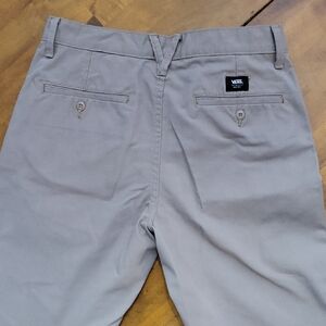 VANS Authentic Chino Pants/ Relaxed Fit/Straight Leg/ Khaki/ Size 31"×30"
